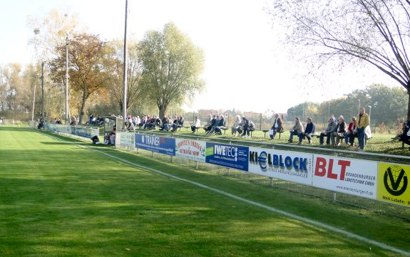 Sport- und Gemeindezentrum Altl&uuml;dersdorf