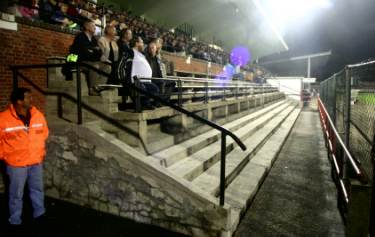 Mijnstadion - Vortrib&uuml;ne