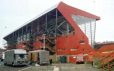 The Valley - Au�enansicht West Stand