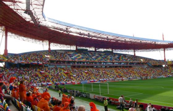 Est&aacute;dio Municipal de Aveiro - Seitentrib&uuml;ne