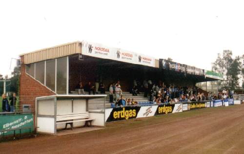 Salvus-Salvus-Stadion- Trib&uuml;ne