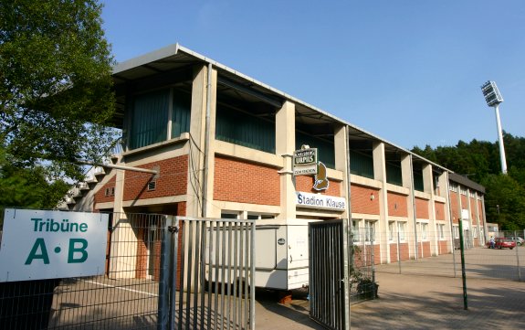Waldstadion - Trib&uuml;ne R&uuml;ckansicht