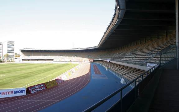 Estadio Municipal de Chap&iacute;n - Blick ins Stadion