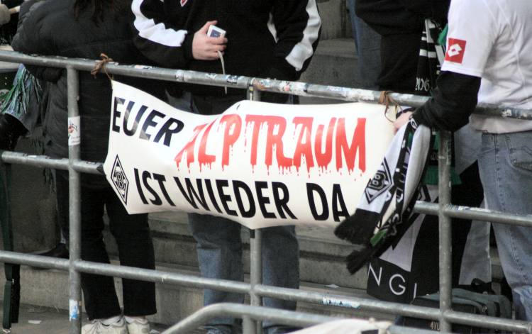 M&uuml;ngersdorfer Stadion