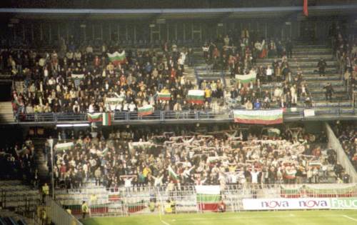 Letn&aacute; - Bulgarische Fans noch guter Laune vor dem Anpfiff