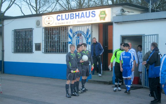 Sportplatz Tulpenstra&szlig;e