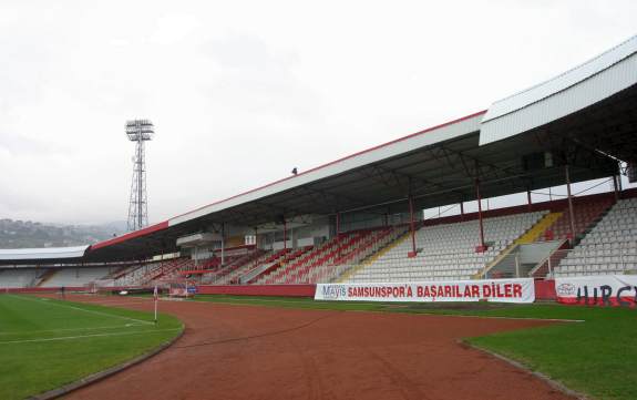 19 Mayis Stadyumu - Haupttrib&uuml;ne