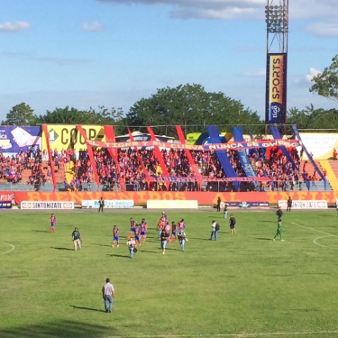 Estadio Oscar Quite�o