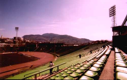Olimpijski Stadion Kosevo - Gegentrib&uuml;ne leer