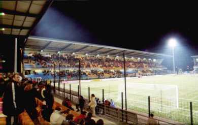 Stade de l'Aube - Gegentrib&uuml;ne