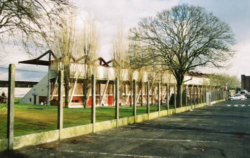 Stade Nungesser - Haupttrib�ne R�ckansicht
